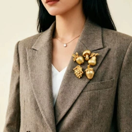 胸针;耳钉;耳环