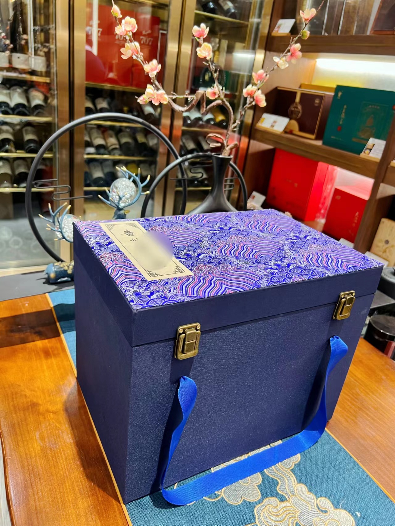 날아다니는 비단 상자 6개*