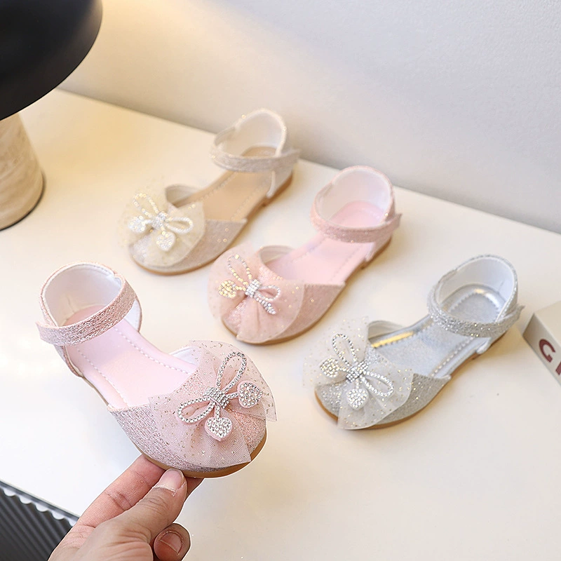 Новые детские кожаные туфли-лодочки весна-лето, новый корейский стиль, девчачьи туфли-принцессы с бантом, босоножки с стразами