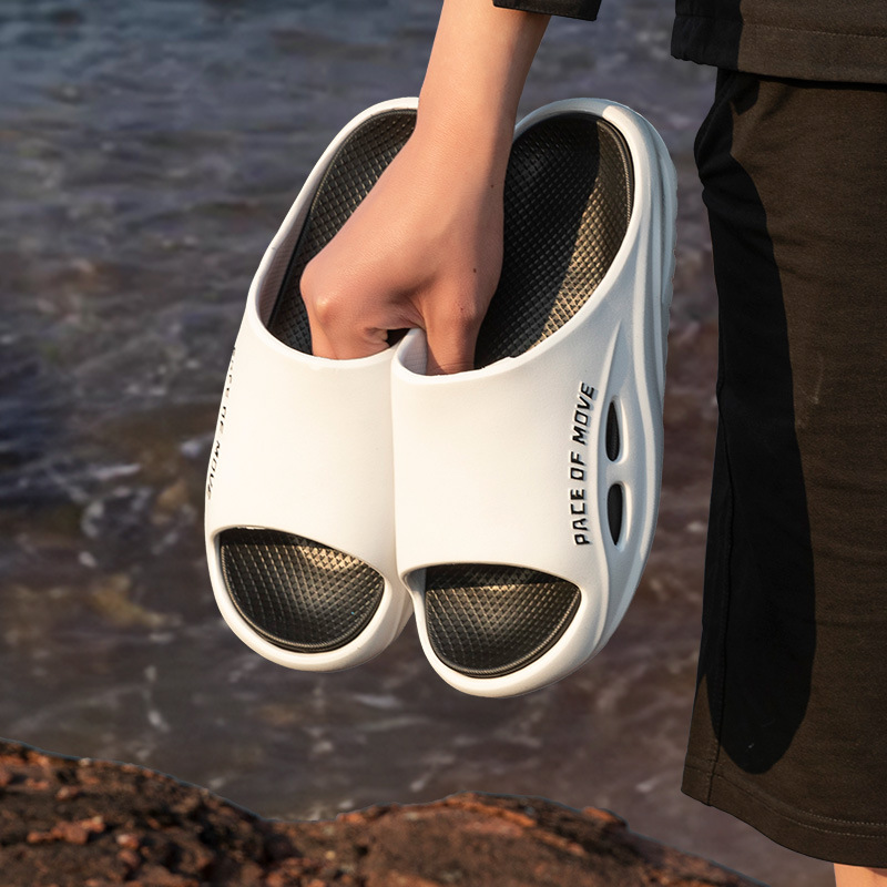 Summer Slippers Wear High-end High-end Height-increasing Thick Bottom Breathable Household Indoor Non-slip Couple Fashionable Men's Slippers