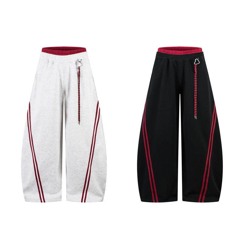 American Retro Striped Color-Blocked Red Inner Patchwork Double-Layered Casual Pants for Men and Women with a Loose Wide-Leg Design American Retro Striped Color-Blocked Red Inner Patchwork Double-Layered Casual Pants for Men and Women with a Loose Wide-Leg Design