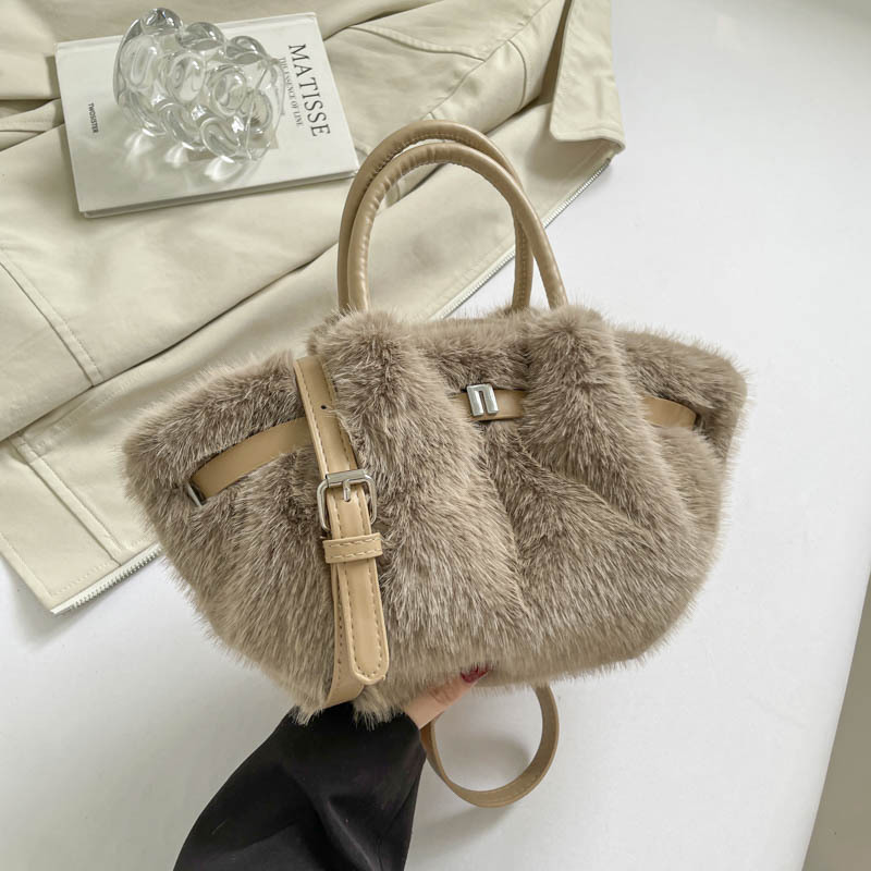 Bolso Tipo Balde de Peluche con Cierre Magnético para Uso Diario