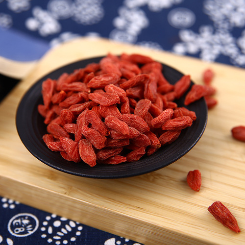 Ningxia Zhongning Washless Large Grain Goji Berries for Tea and Soup - 228g Bag of Special Grade Goji Berries Wholesale