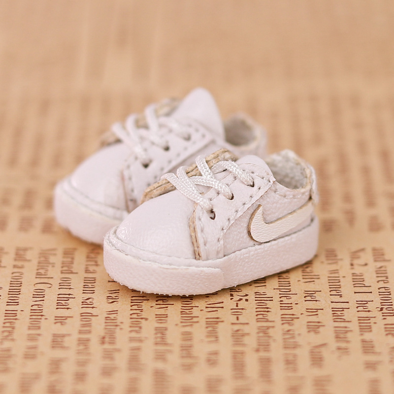 Ob11 accesorios de muñeca 12 puntos cuerpo zapatos de bebé zapatos de lona zapatos de cuero P9 tesoro masculino tesoro femenino moda periférica spot al por mayor