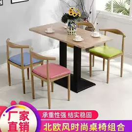 实木床;书架;餐椅