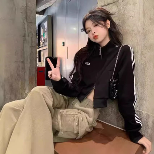 Spring and Autumn Korean Version Short Zipper Sweatshirt Outerwear for Women, Thin Version, Small Figure Long Sleeve Cardigan Sport Top for Women, Fashion