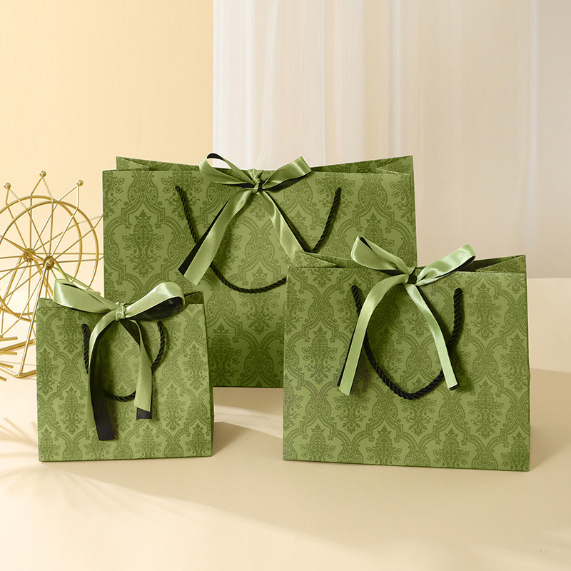 Light Luxury Retro Green Gucci-Style Green Bow Ribbon Handbag, a Gift for Dragon Boat Festival and Valentine's Day