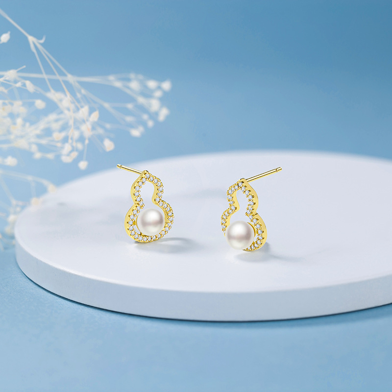 Cubic Zirconia And Pearl Stud Earrings For Everyday Wear_voghion.com