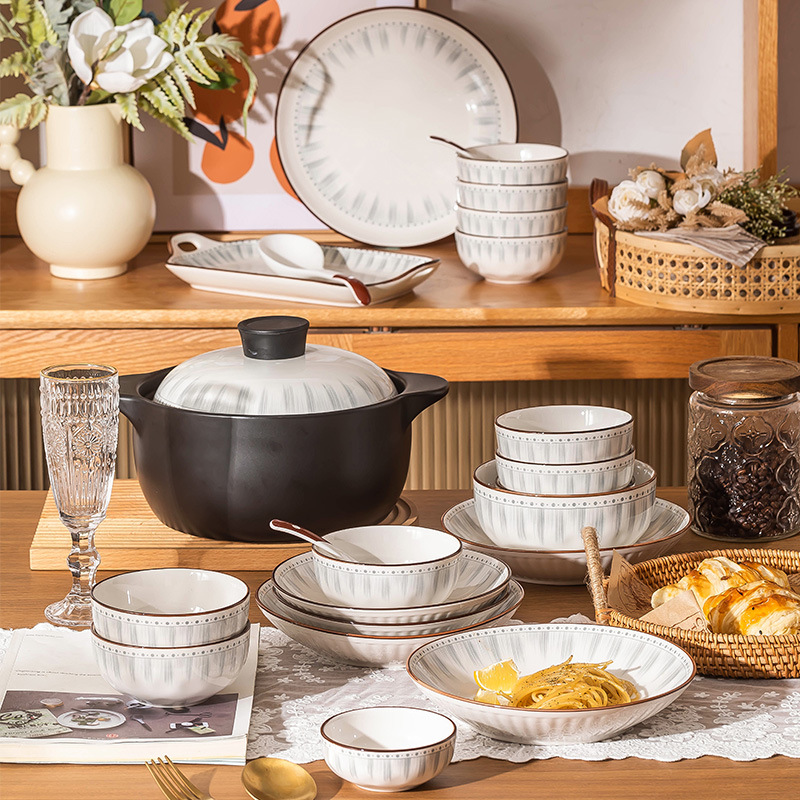 Tableware set for home, light luxury ceramic bowl and plate, bowl and chopsticks, modern minimalist 2022 new arrival furniture for moving house