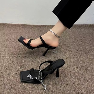 һ�ֿێ�¶ֺ�Ըаٴ�q��Ů���y��ɫЬ2023���¸߸�������Ь朗l