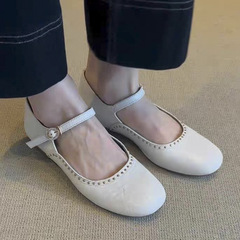 牛革版 ~ 春の新型の浅い口の1字は本革の靴の女性を掛けます。