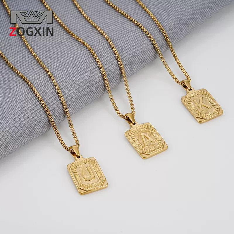 亚马逊嘻哈18K不锈钢简约项链男欧美金色钛钢HIPHOP字母吊坠项链