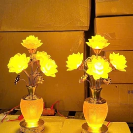 宗教法器;供灯;供杯