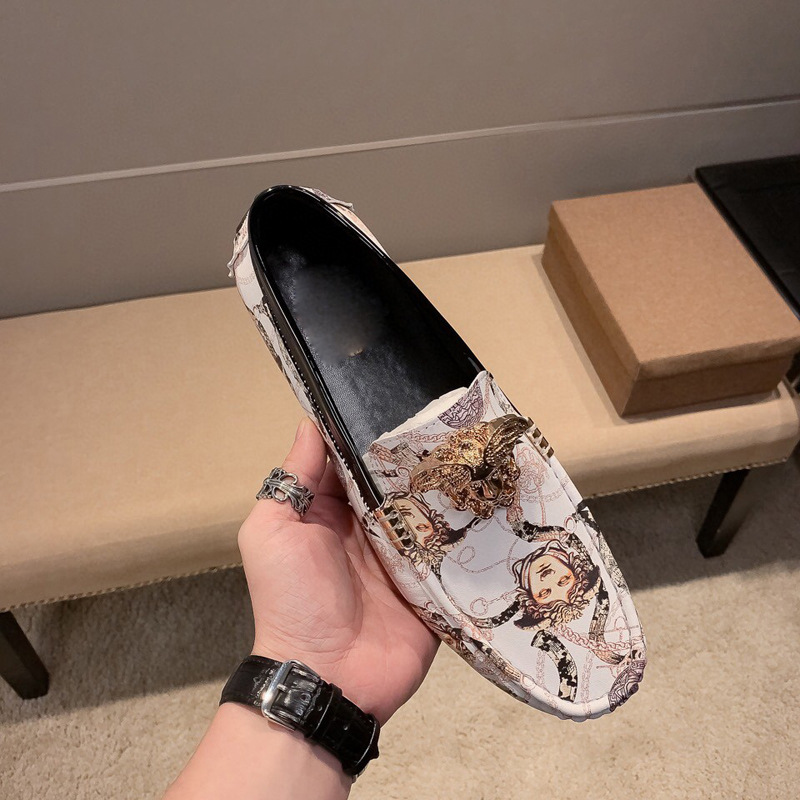 Nuevos zapatos de hombre de primavera y otoño, zapatos de cuero casuales europeos, zapatos de cuero para hombres, zapatos de cuero para hombres, zapatos de hombre transpirables.