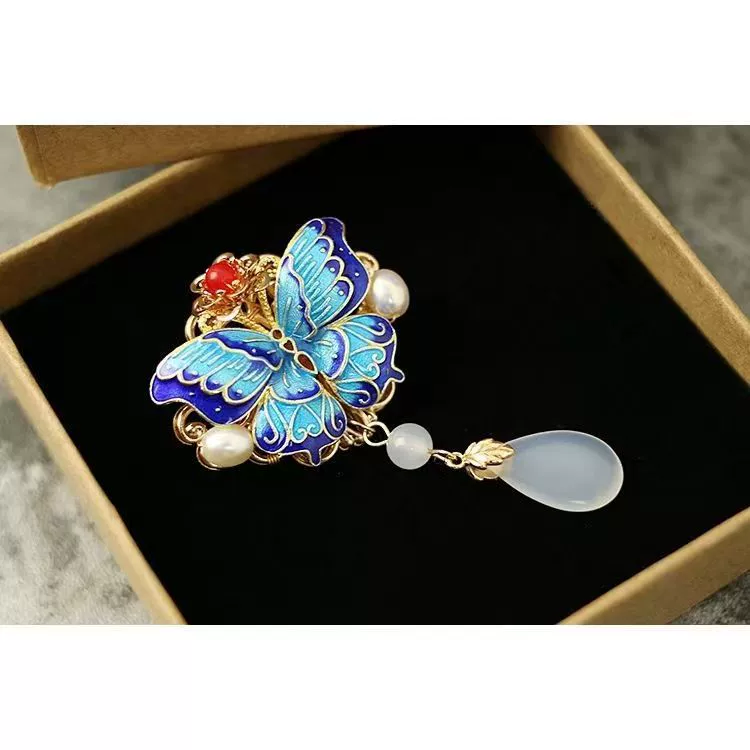 Genuine design retro brooch, pin