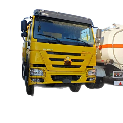 rear-loading dump trucks, Yük maşınları