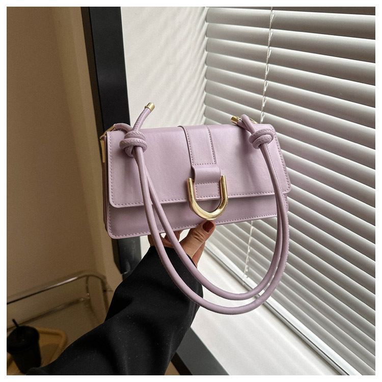 Bolsos estilo occidental femenino simple y versátil bolso de mensajero japonés de un solo hombro 2024 verano nuevo estilo retro de alta gama pequeño bolso cuadrado