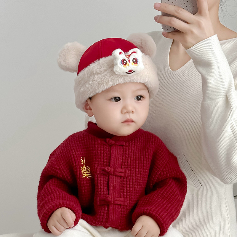 Año Nuevo, sombrero rojo para niños, sombrero de invierno cálido y grueso, sombrero de piel de peluche para bebés de un año para hombres y mujeres