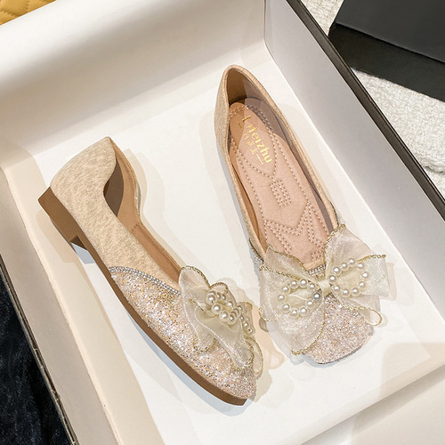  New Slip-on Flat Single Soft Sole Chickpea Shoes for Women, Gentle Match with Dresses, Fairy Grandmother Shoes with Late Wind