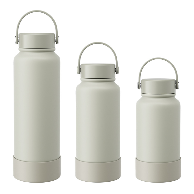 Botella de agua deportiva de gran capacidad transfronteriza, taza aislada al vacío de acero inoxidable 304, botella espacial de pintura de goma portátil para exteriores
