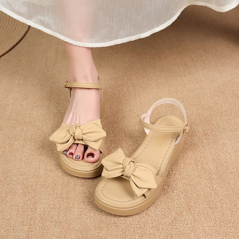 Sandalias de arco simples y versátiles para mujeres 2026 verano nuevo tipo con sandalias suaves transpirables zapatos de playa antideslizantes