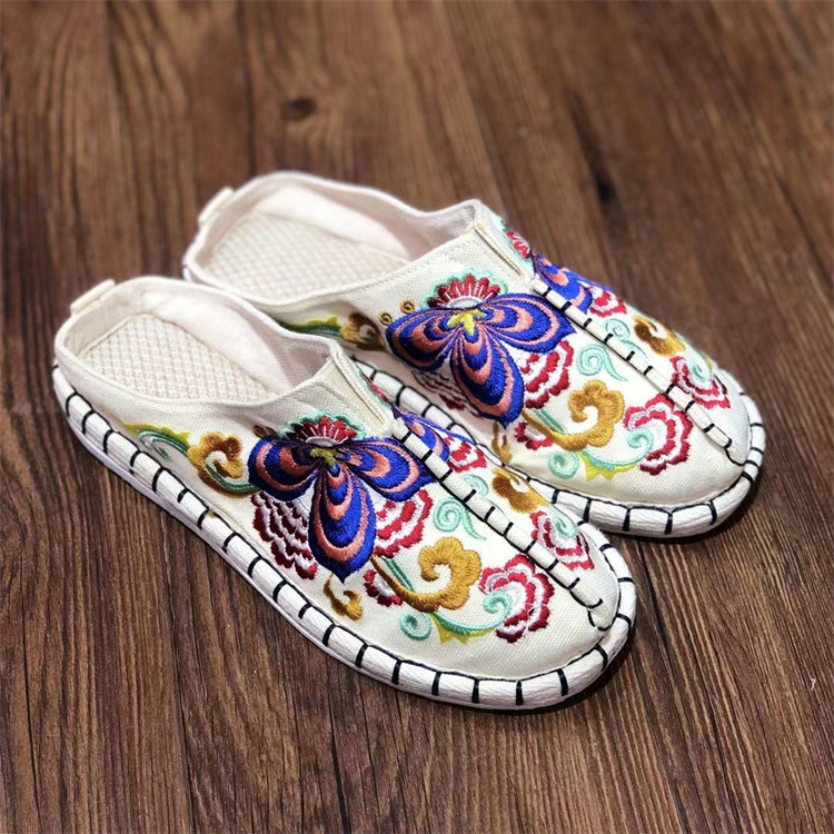 Ethnic cloth casual women's slippers from Yunnan province with…