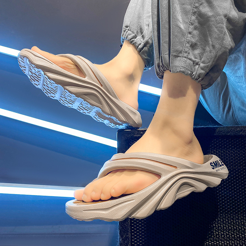 Sandalias para hombre, uso exterior de verano, antideslizante, resistente al desgaste, ejercicio, sensación de mierda, fondo suave, chanclas de ocio de playa ligeras 46