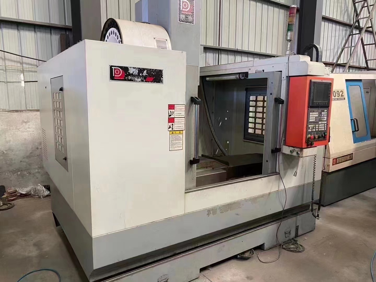 出售二手深圳鼎泰VMC850立加二手深圳鼎泰立加