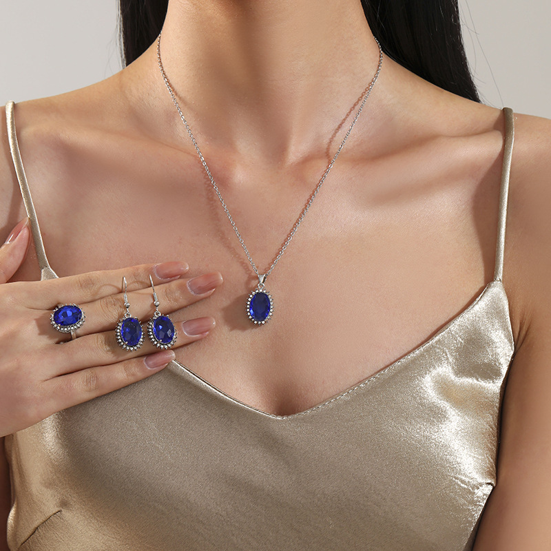 Yun Brocade transfronterizo explosión elíptica imitación de zircon conjunto superbrillo anillo pendientes collar joyas conjunto de joyas al por mayor