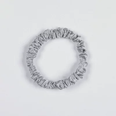19 Silk Hair Ties 1cm Saç üçün rezinlər - ice-crystal-silver