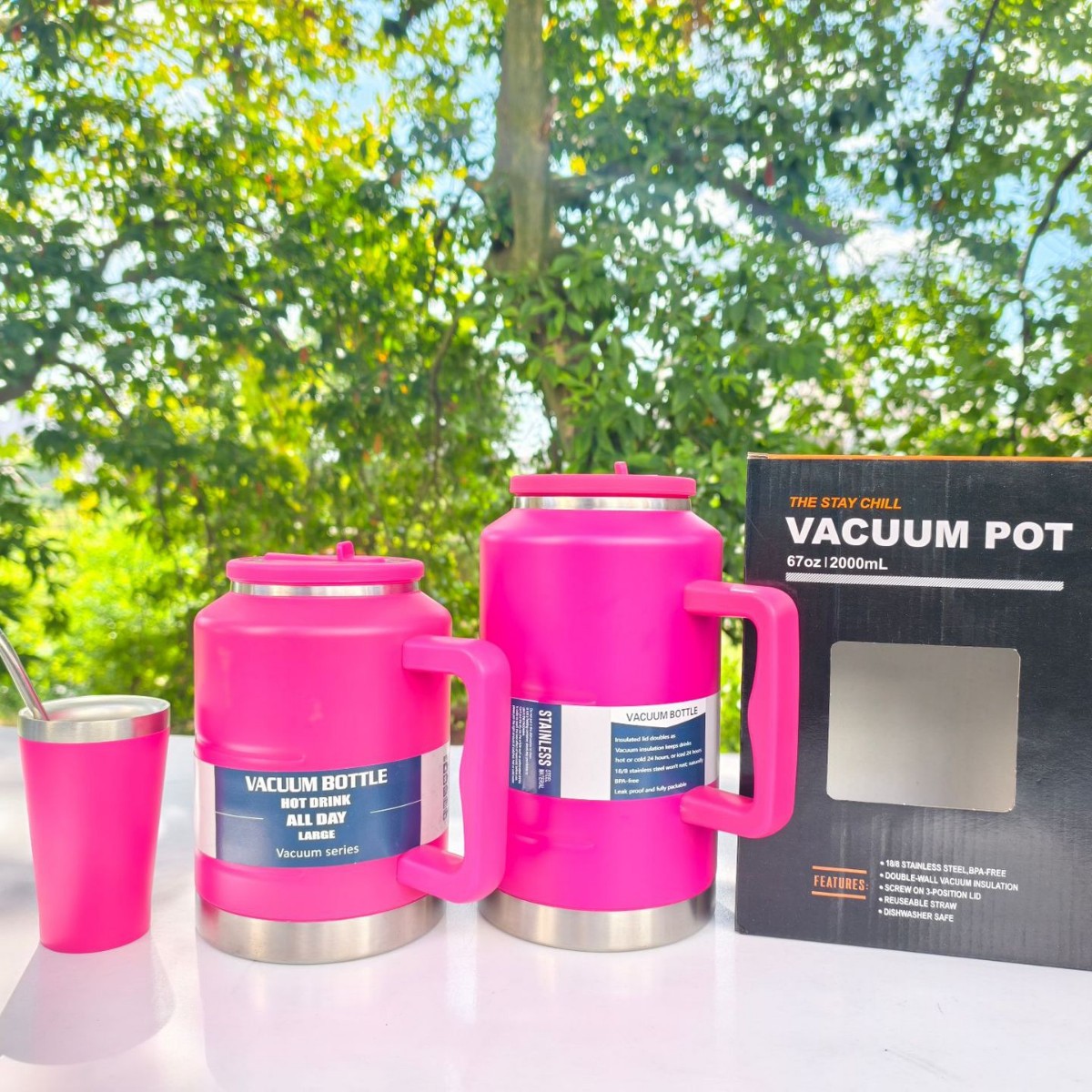 Nuevo estilo de gran capacidad con mango Toneladas Toneladas Toneladas Botellas deportivas de montañismo al aire libre Taza de vacío de acero inoxidable Taza de vacío