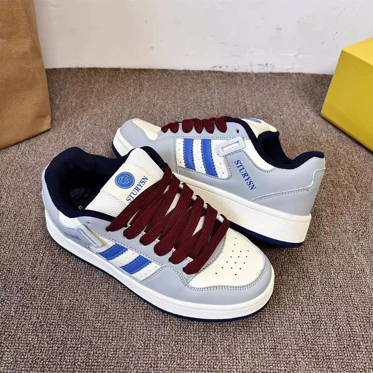 Женские бежевые лоферы в ретро стиле, осенняя новинка 2025 года, китайский тренд, универсальный уличный стиль, спортивная повседневная обувь.