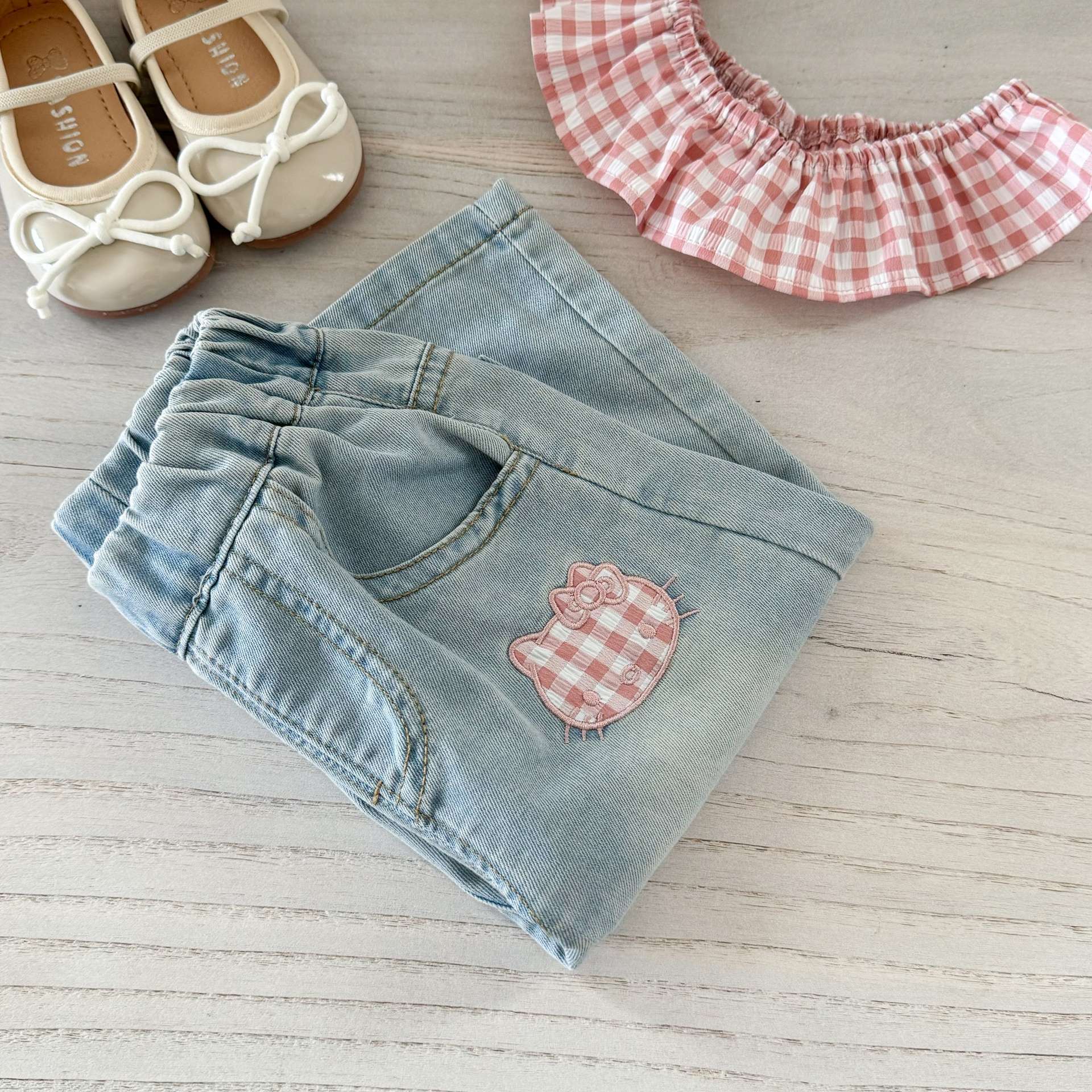 Pantalones vaqueros de encaje de siete niñas de limón salado nuevos pantalones casuales de estilo occidental para bebés pantalones rectos de nueve puntos para niños verano