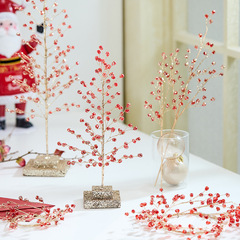 木を探して国境を越えたクリスマスツリーの新しいお祝いの赤いアクリルの祝日の装飾DIYの部品の挿し木の透明な置物を探します。