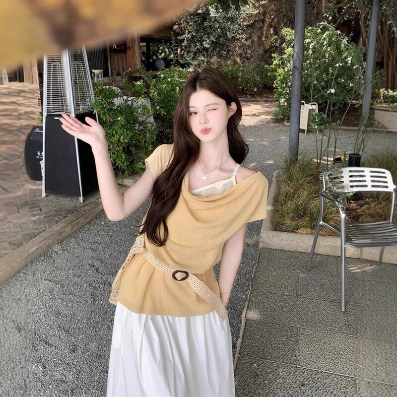 Gentle Style Asymmetrical Shoulder Drop-Neck Knit T-Shirt for Women, Summer Bohemian Design, Faux Two-Piece Off-Shoulder Short-Sleeve Top Gentle Style Asymmetrical Shoulder Drop-Neck Knit T-Shirt for Women, Summer Bohemian Design, Faux Two-Piece Off-Shoulder Short-Sleeve Top