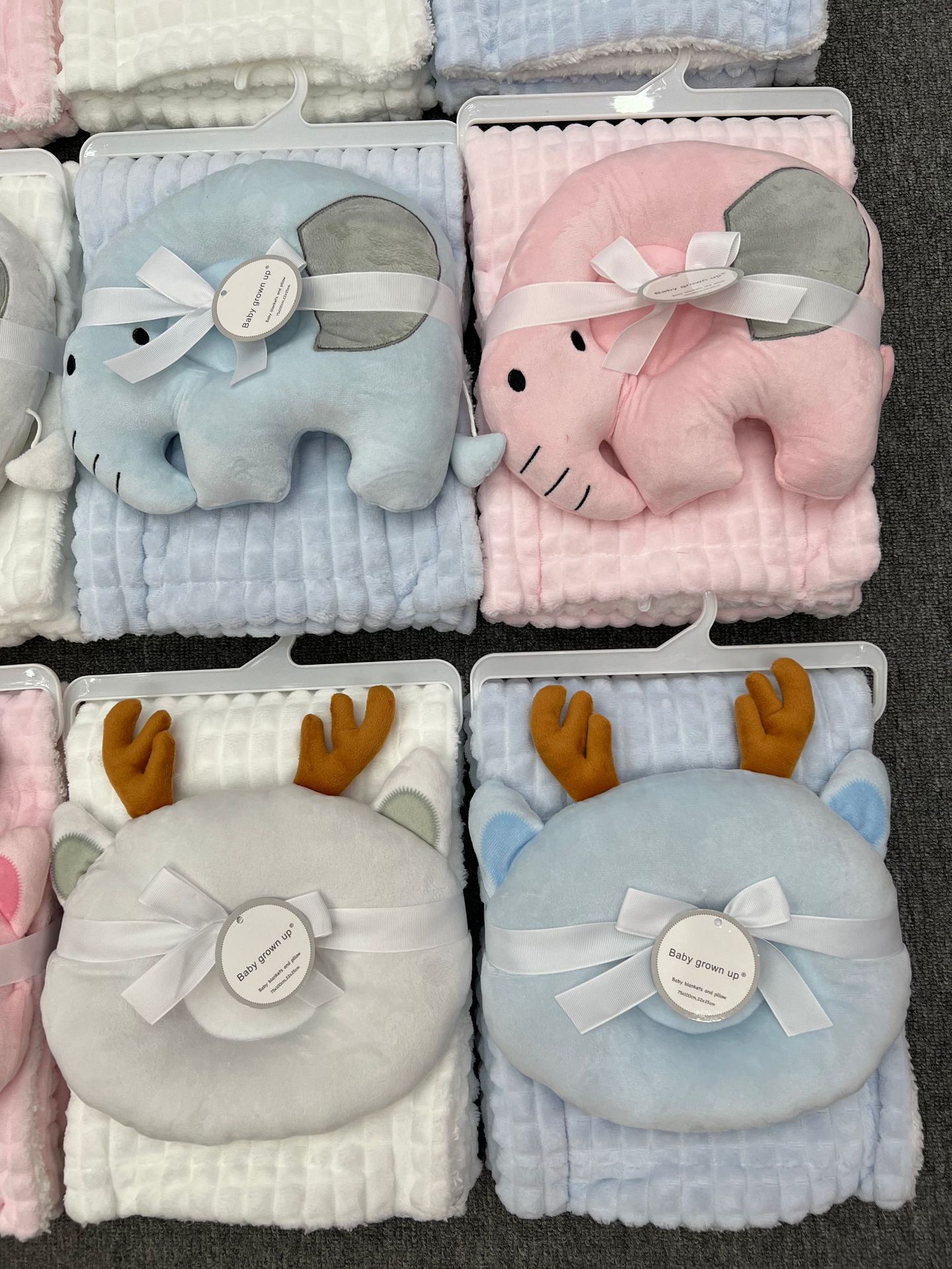 Baby Cashmere Blanket U-Shaped Pillow 2 Set de dos piezas suave y gruesa estilo Elephant Crown colcha de bebé