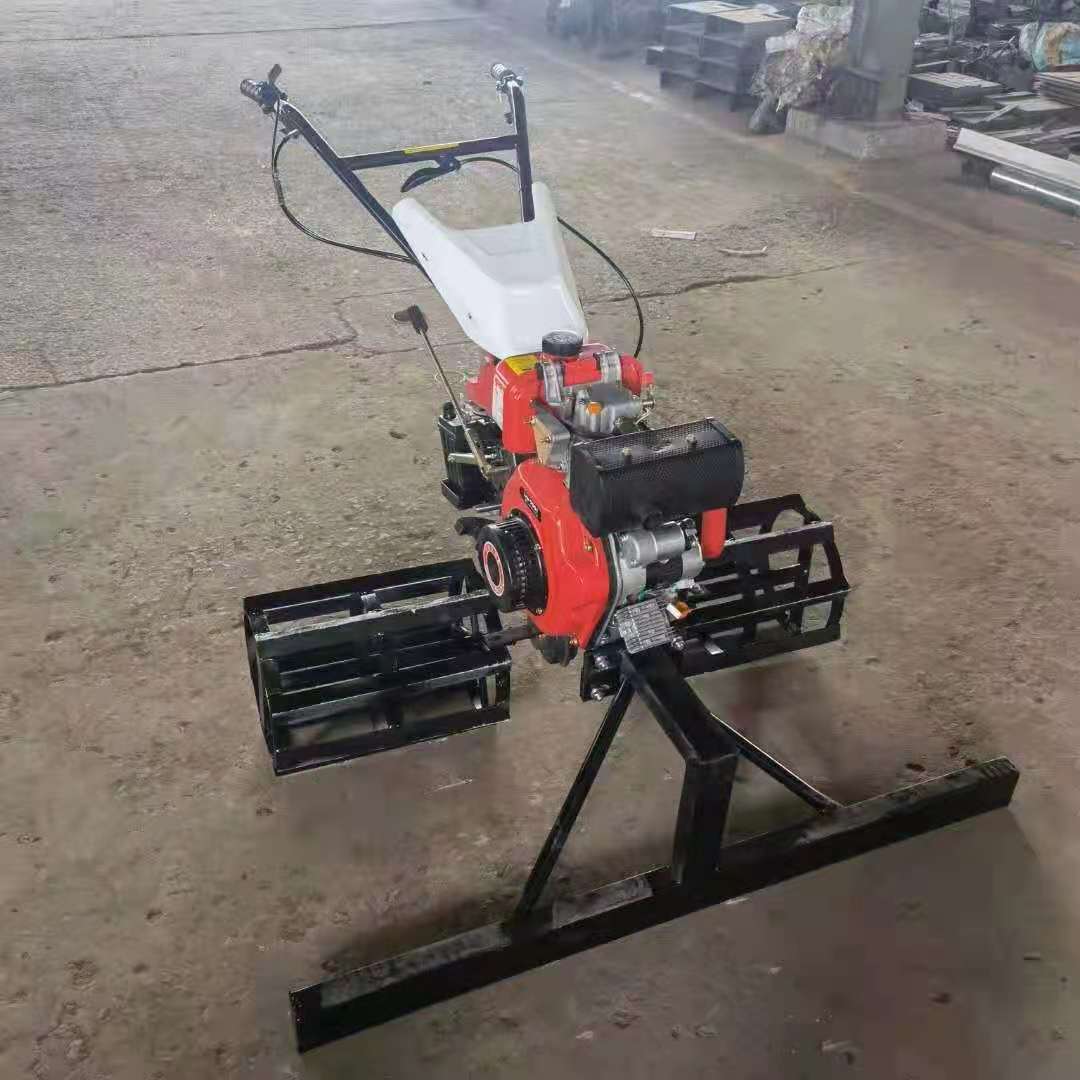 混凝土滚筒摊铺机生产厂家微耕机改装扒灰机价格混凝土铺料机配件