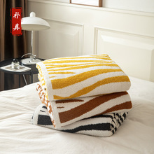 轻奢简约斑马纹针织毛线盖毯 卧室沙发毯保暖毯子搭巾 拍照道具