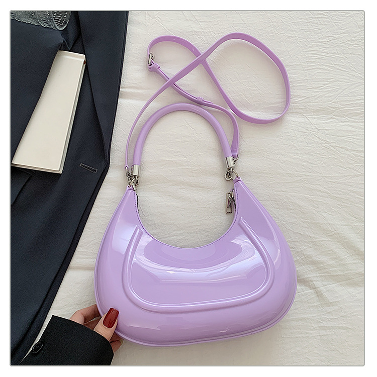 Bolso de luna nueva portátil de alta calidad bolso de mujer 2025 transfronterizo sudeste asiático nuevo estilo color gelatina bolso de mensajero de lujo ligero