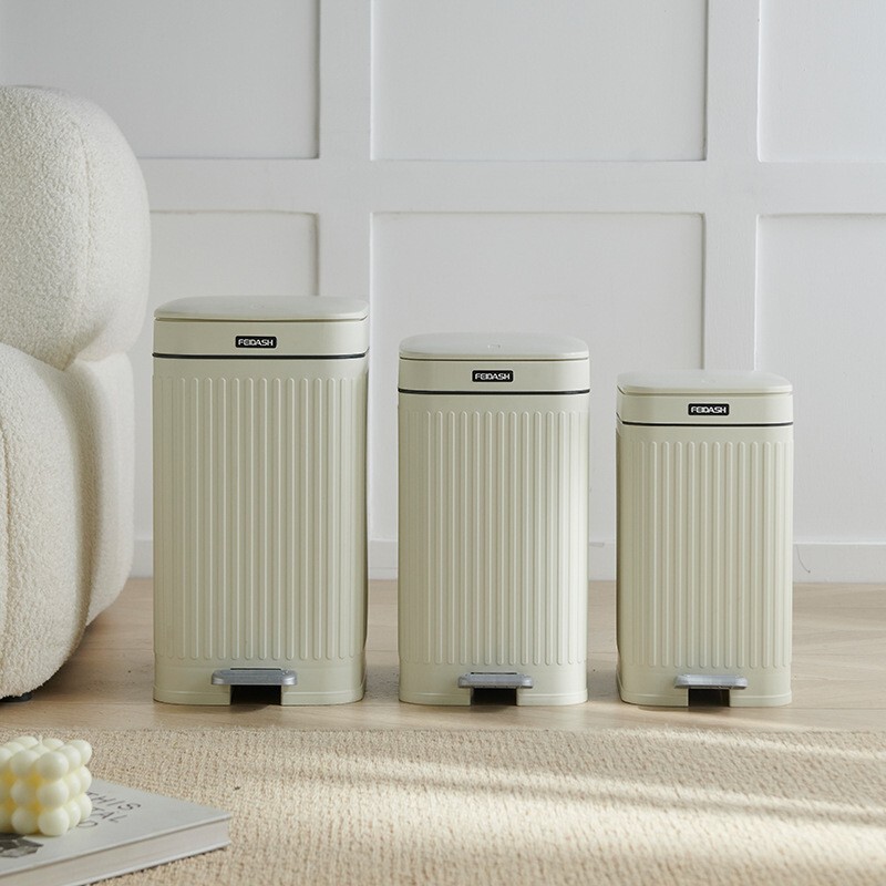 Light Luxury Classical European Style Trash Bin Household High-Level Sense with Lid Pedal Square Striped Office Living Room Trash Bin