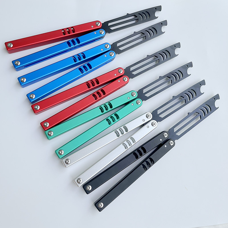 CSGO鋁合金一體柄摺疊耍酷小刀蝴蝶訓練不鏽鋼開瓶器練習甩刀鯊魚