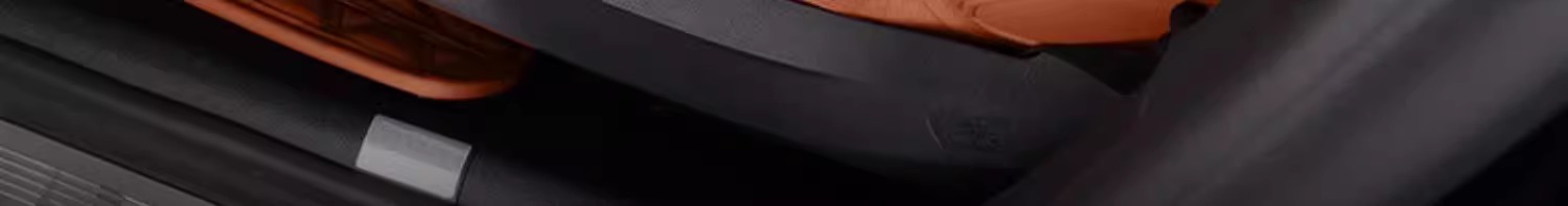Suitable for Audi A3/A4L/A6L/A7L/Q3/Q5L/Q7 car cushion winter plush rear integrated cushion