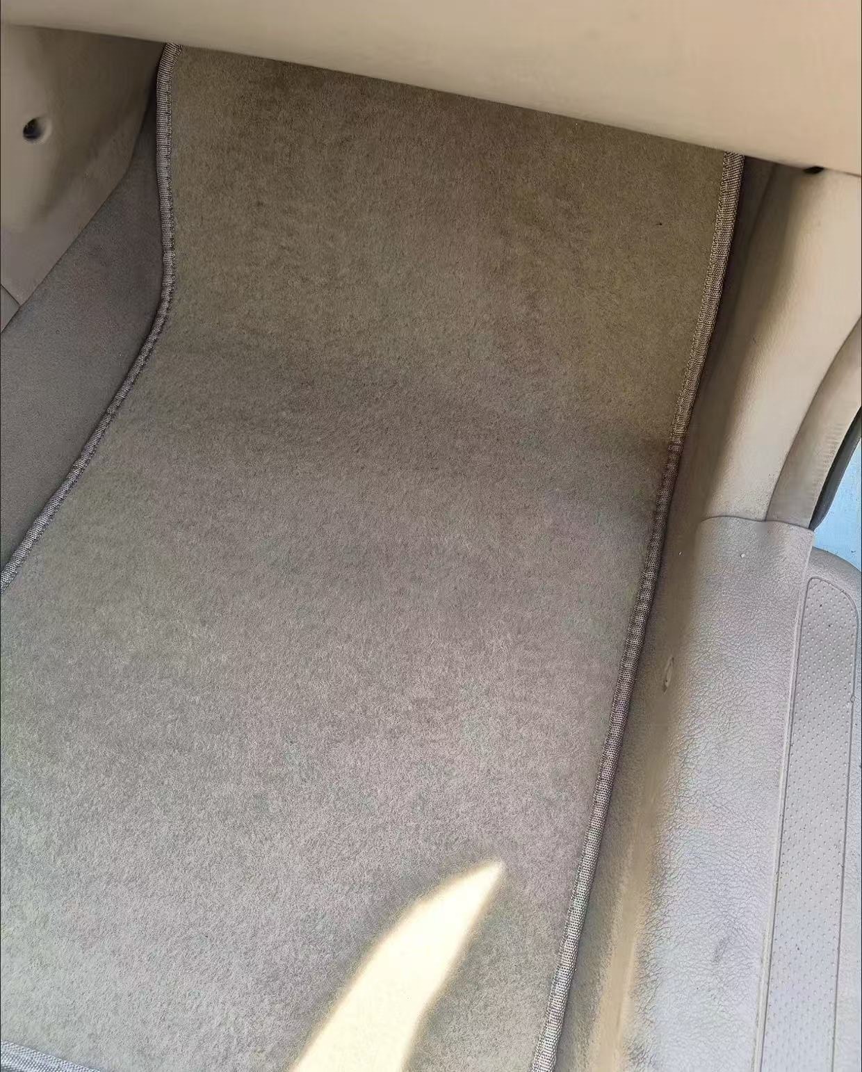 Suitable for car floor mats, suede anti-slip mats, velvet floor mats, waterproof floor mats, carpets, custom-made for specific cars