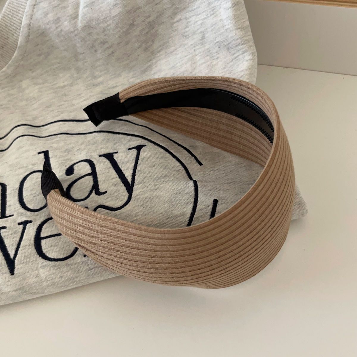 Yi Mengling adornamiento de cabello ins clip correa de cabello mujer banda ancha banda de cabeza de punto avanzada lavado de la cara con la misma banda de cabello