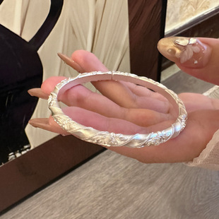 ���y9999�ŷ�õ�徫���y���C���L���y��Ĥ�A���_���֭h��Ů�ѶY��