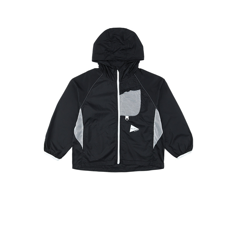 Niños encapuchados abrigo de ropa de protección solar 2026 verano ligero al aire libre chaqueta impermeable para niños chaqueta de niño grande