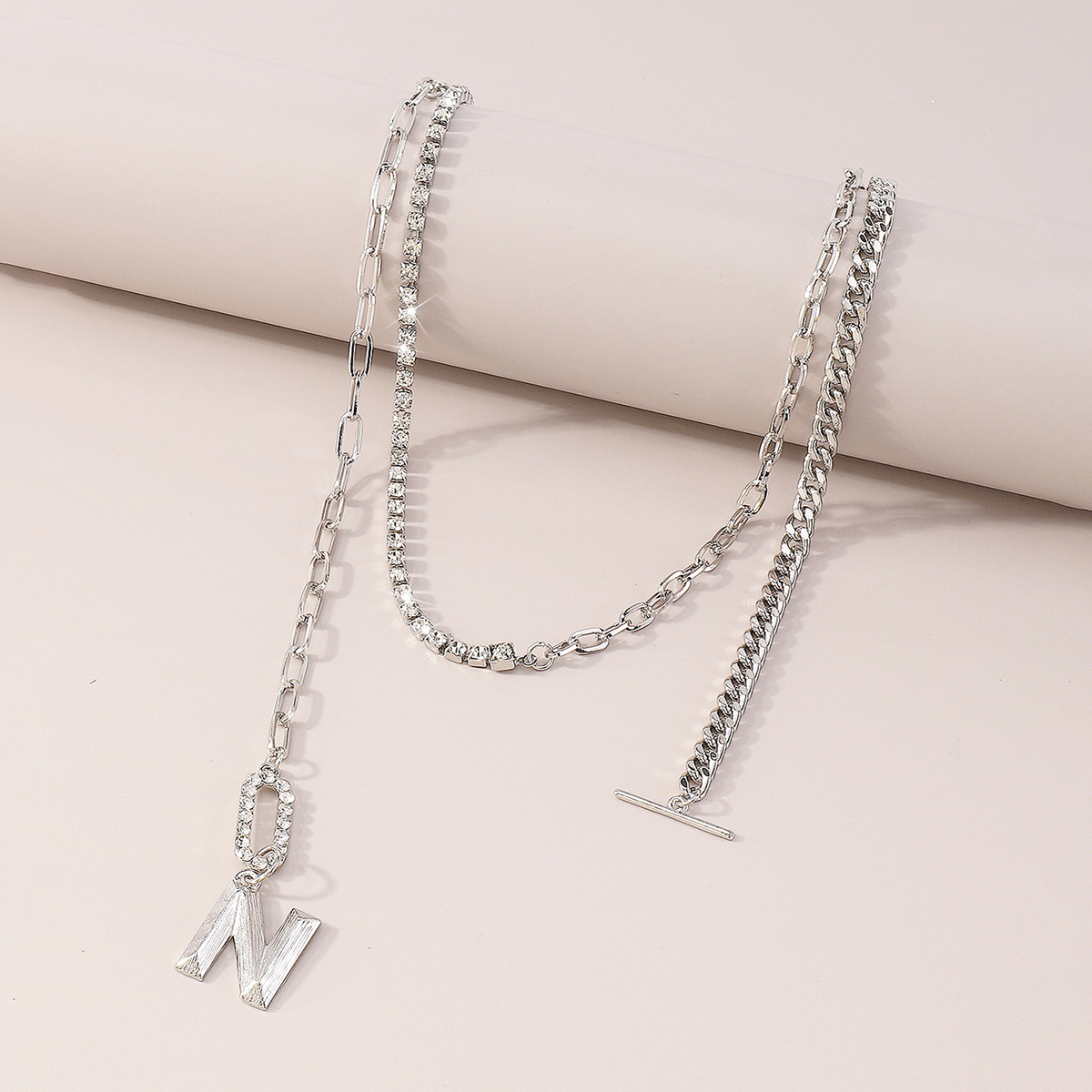 Fashion Elegant Gold Plated Rhinestone Inlaid Letter N Pendant Necklace Women
