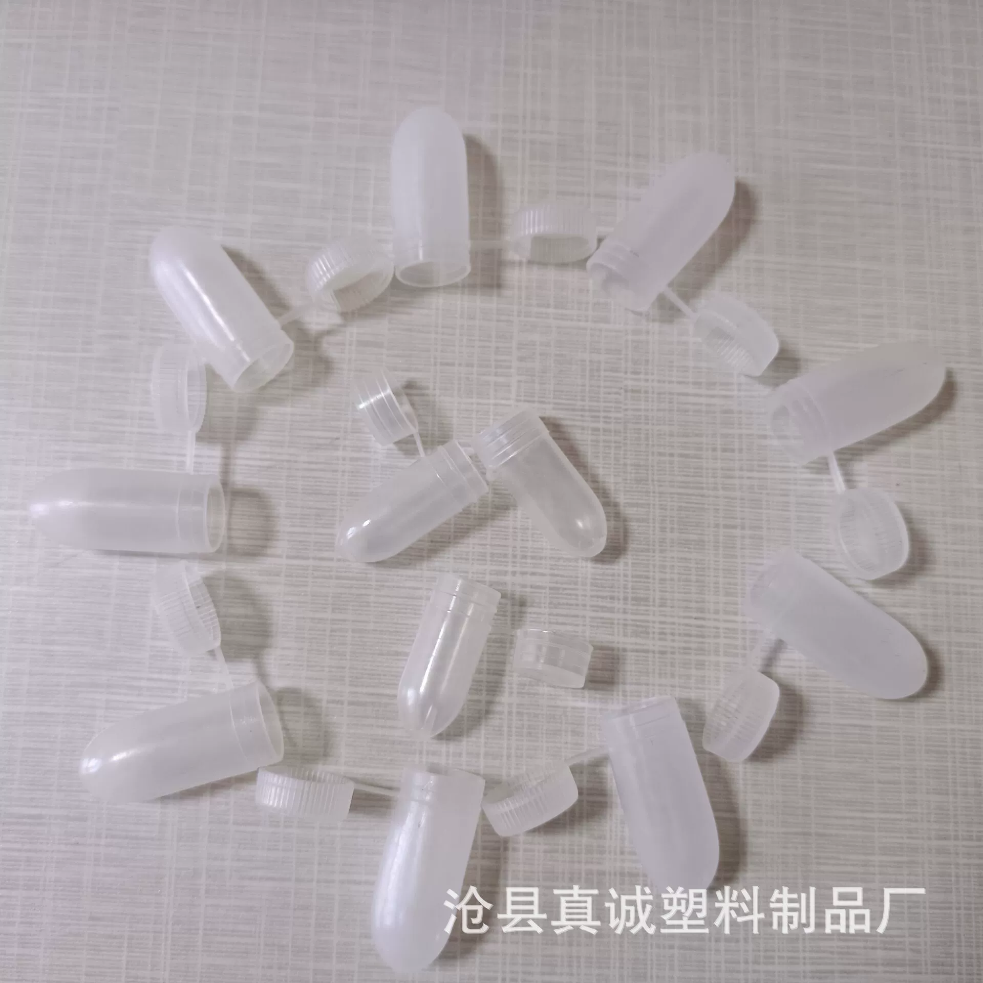 Производитель продает пластиковую оболочку с откидной крышкой 1,5 г, большую болтовую оболочку, антипиротическую заглушку, резиновую коробку для ремонта шин.