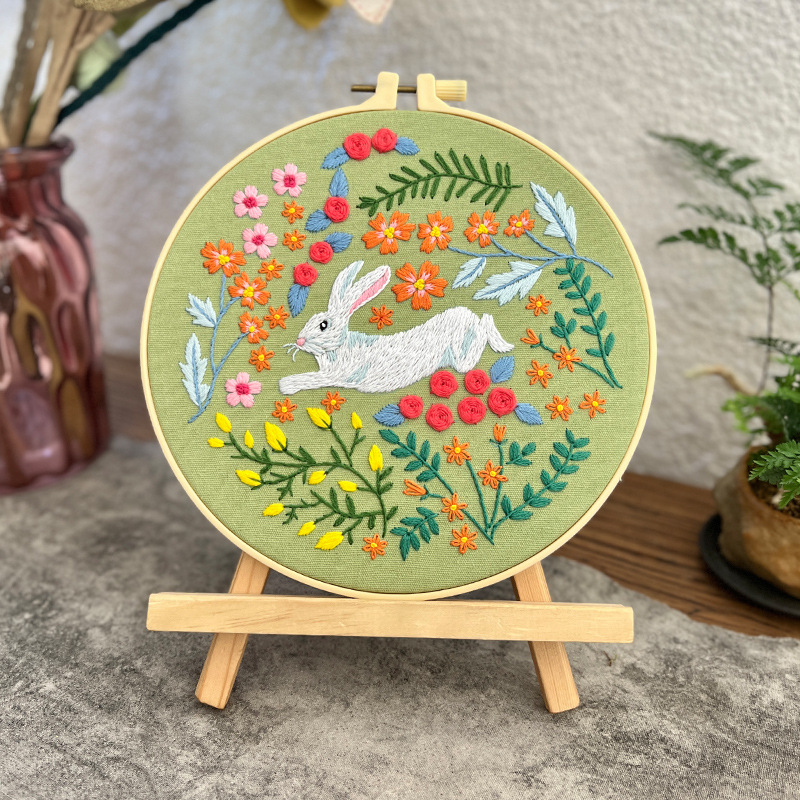 Nuevo Lu bordado hierba pintura colgante bordado a mano DIY paquete de material jardín conejo sala de estar pintura colgante bordada creativa