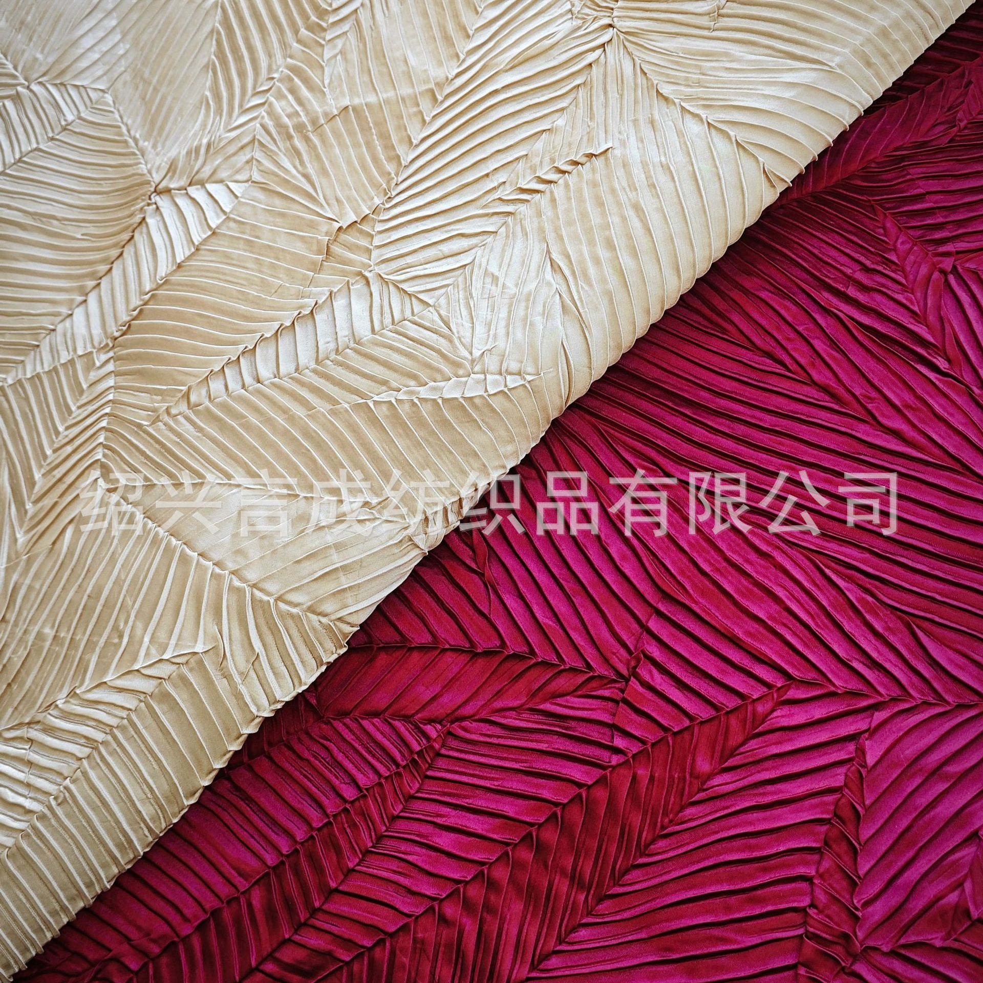 丝绸压皱系列复合面料 晚会手提包 轻奢有气质 爆款热销